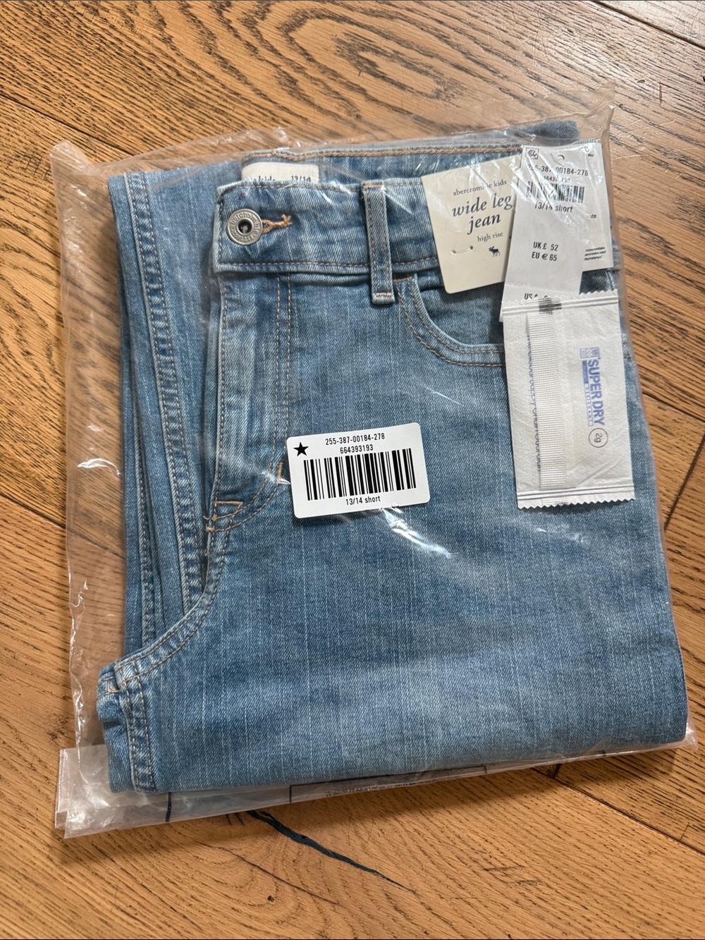abercrombie kids Wide Leg Jeans (length: short)